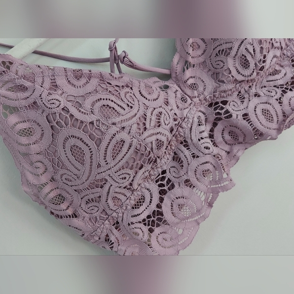 BUNDLE - 2 PINK Victoria's Secret Bralettes - Picture 4 of 15